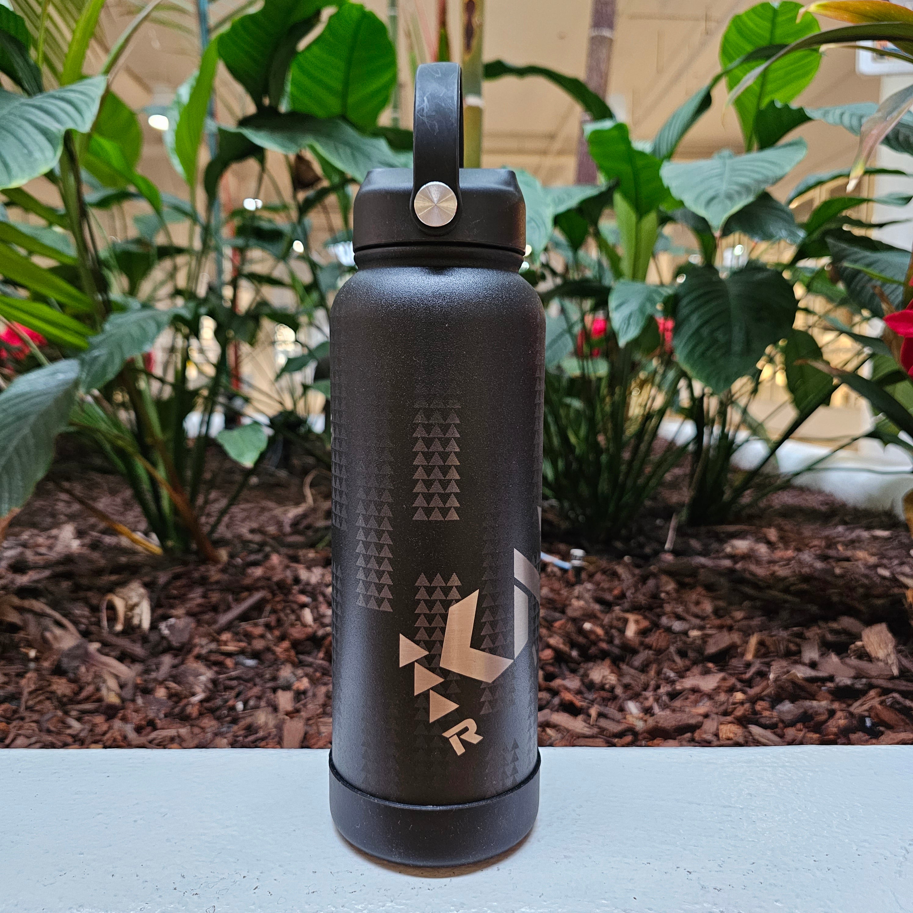 40oz Kanaka Rising Engraved Flask