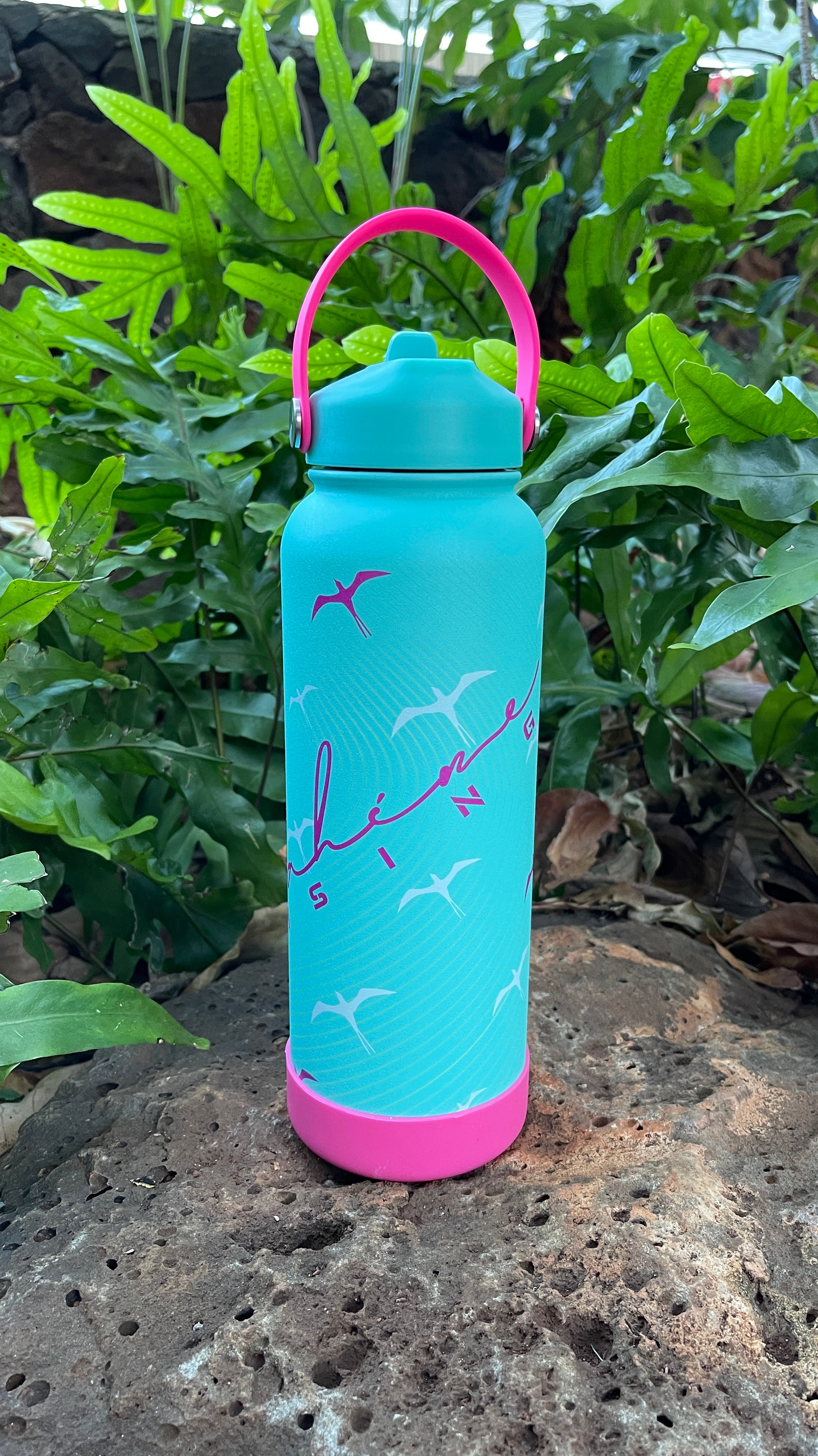 Wahine Rising Printed Iwa Flask Teal & Pink